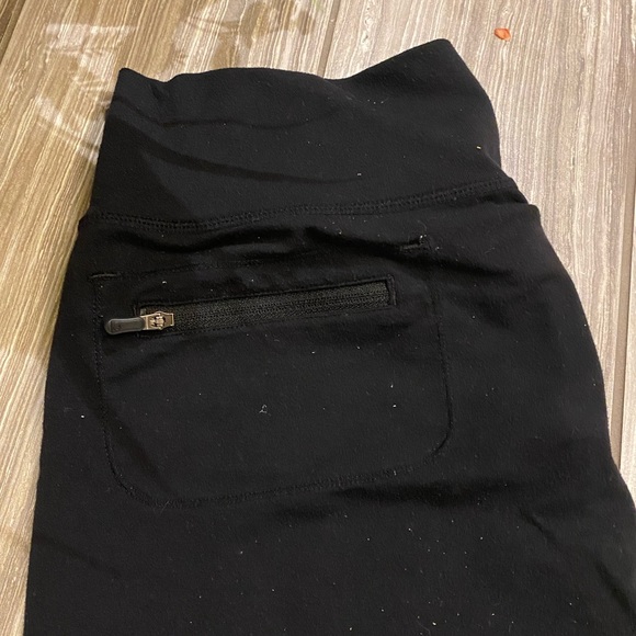 LULULEMON Relaxed Fit Crop - Picture 8 of 15